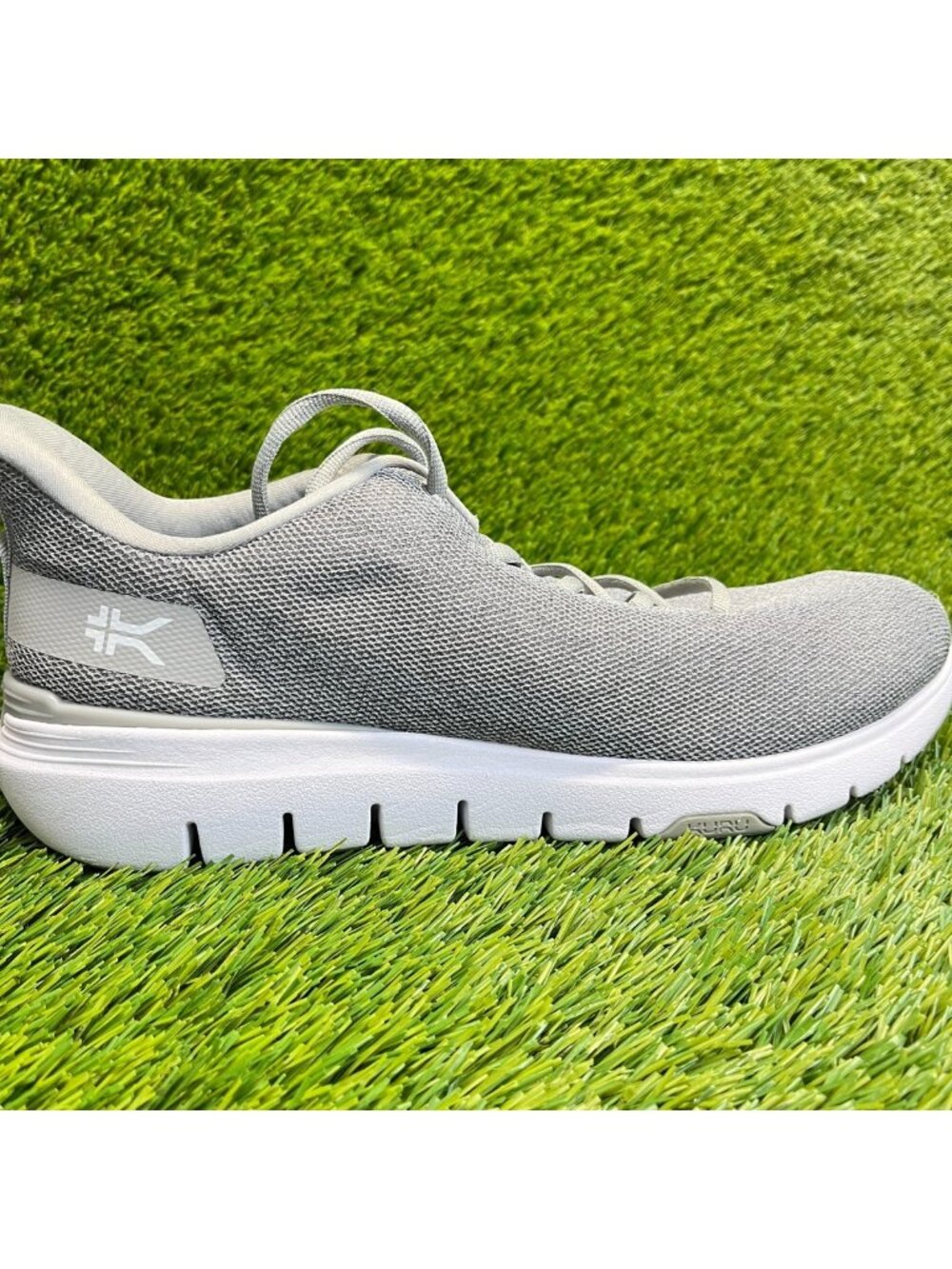 Kuru Men’s Lightweight Gray Knit Sneaker